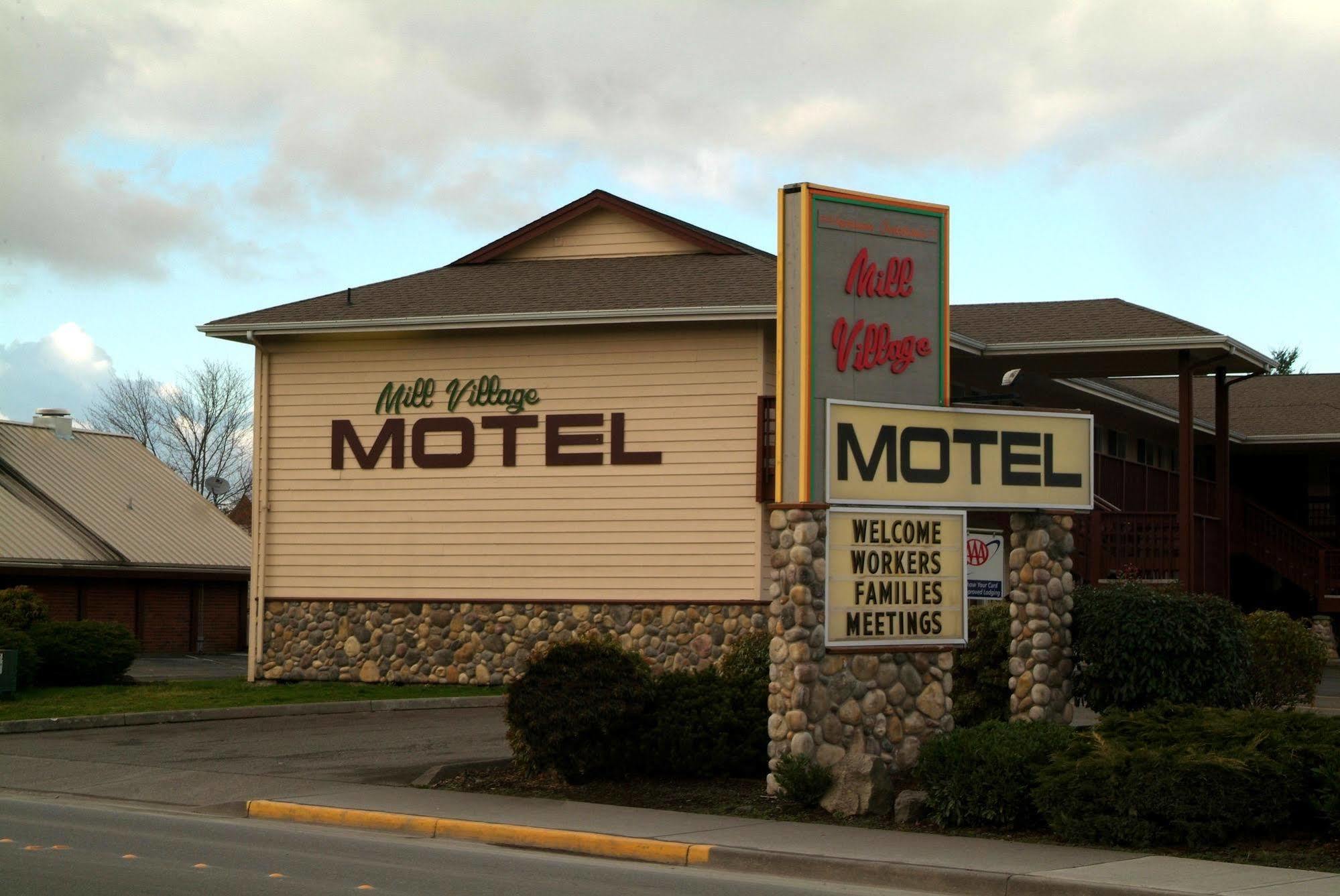 Mill Village Motel Eatonville Εξωτερικό φωτογραφία